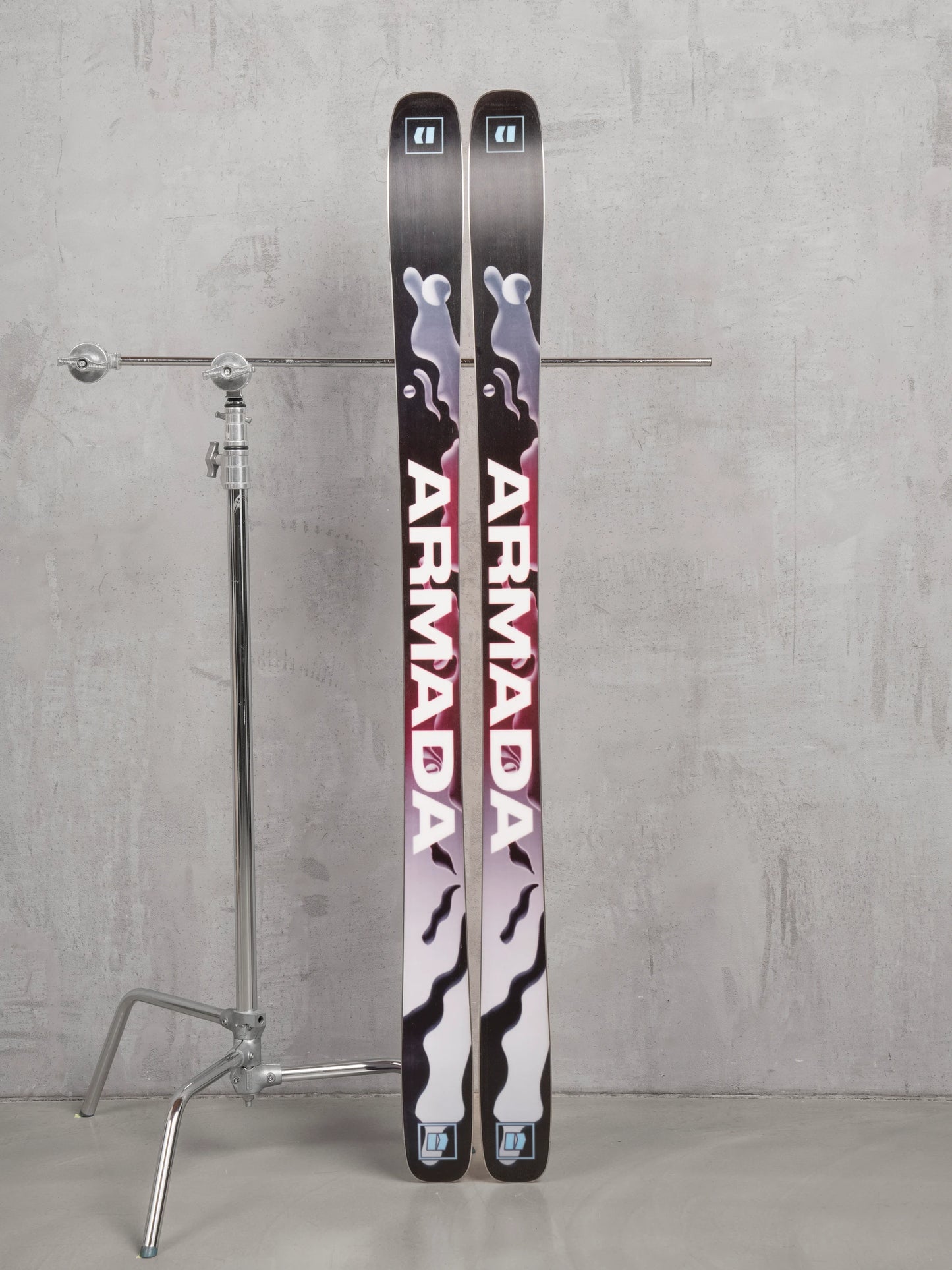 Armada ARW 94 Womens Skis 2024